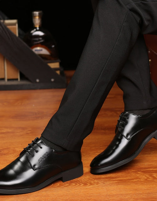 Load image into Gallery viewer, Yeknu New Formal Casual Faux Leather Black Men Business Wedding Quality Cowhide Breathable Retro Lace up Dress Shoes 1803