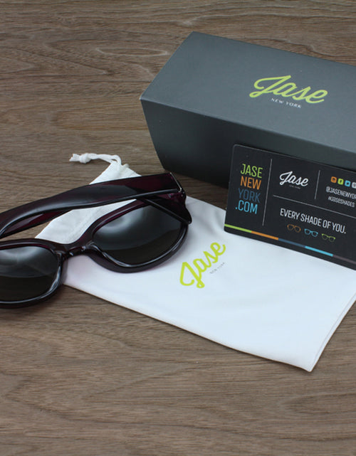 Load image into Gallery viewer, Jase New York Cosette Sunglasses in Bordeaux Red